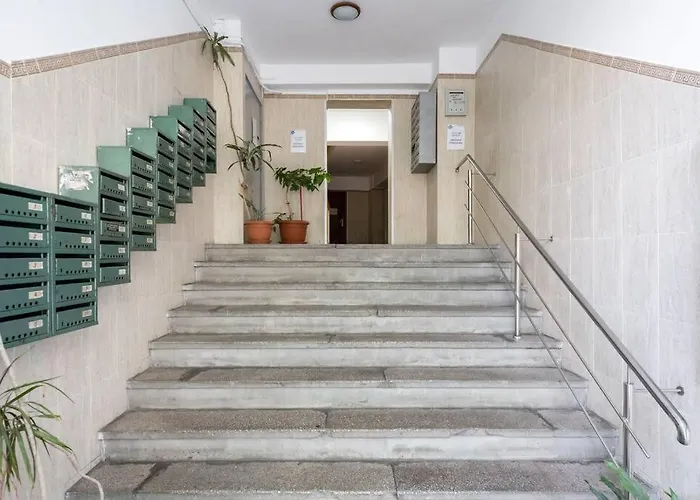 New Era Near Old Town *