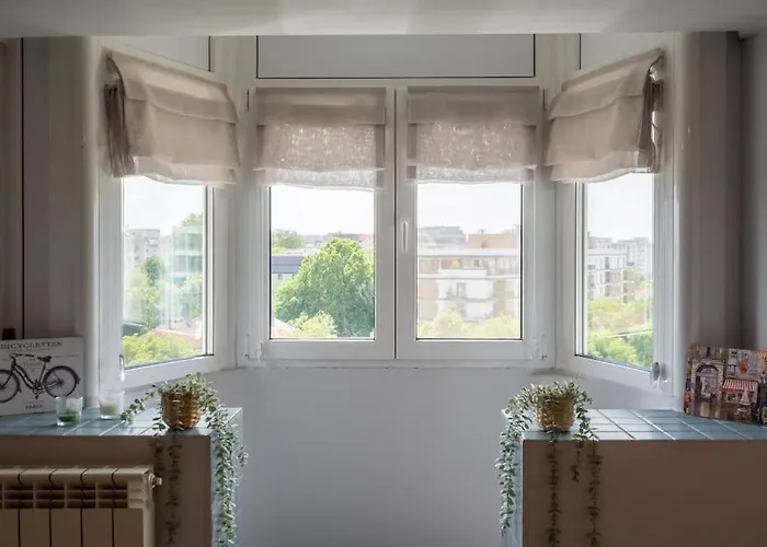 New Era Near Old Town *